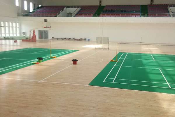 国产枫木篮球场馆运动木地板生产厂商
