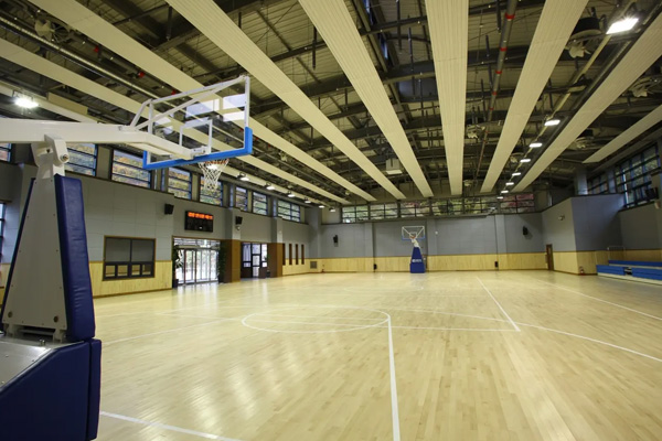 枫桦篮球馆运动木地板安装价格