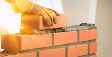 建筑工人找活现状如何？资深装修瓦工告诉你，为啥高工资却无人做