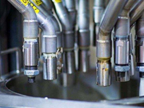 一瓶优秀的润滑油,需要多少种添加剂?少一种,都不行!