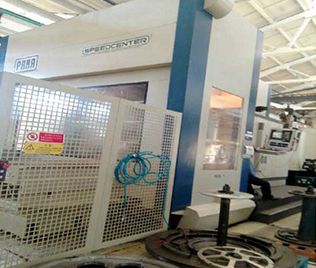 三轴机床加工中心维修的轴系故障：直线轴卡顿、偏差的专业修复