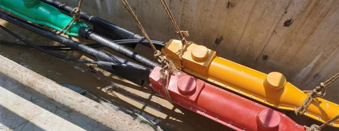 220kV中间接头(玻璃钢保护盒型)