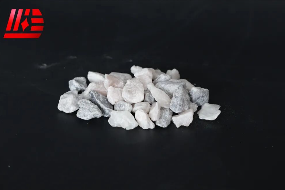 滑石粉的矿物特质与产业价值